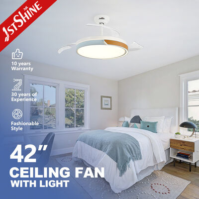良い値段 LED 天井扇風機 ランプ Dc 扇風機 折りたたみ刃 OEM カラー 3 カラー LED 光 オンライン